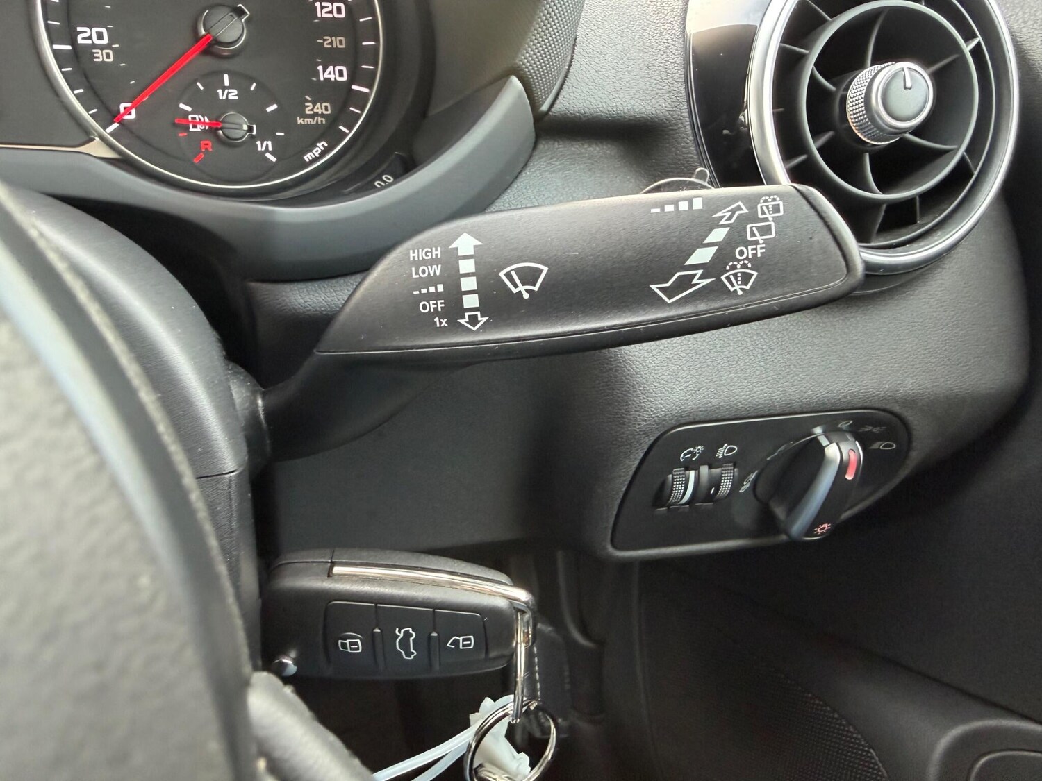 Used Audi A1 for sale - 77909478: Photo 28