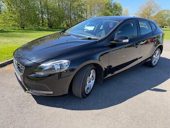 Used Volvo V40 2015 for sale - 78448414: Photo