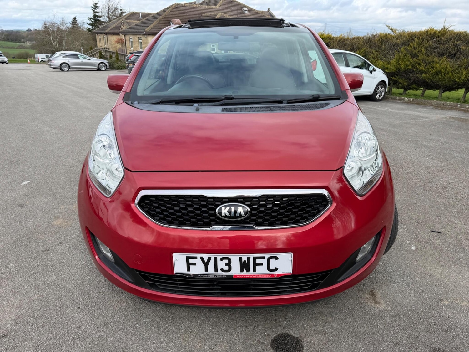 Used Kia Venga 2013 for sale - 78127646: Photo 2