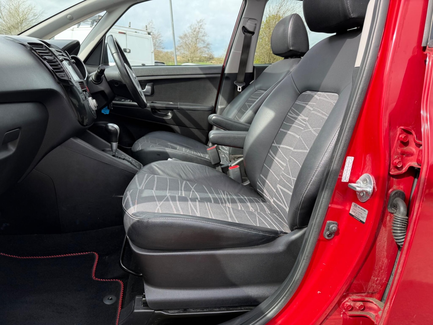 Used Kia Venga 2013 for sale - 78127646: Photo 39