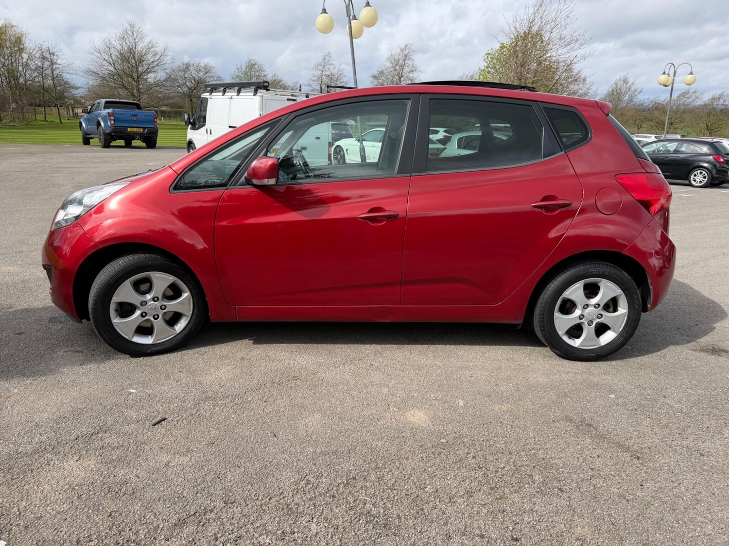 Used Kia Venga 2013 for sale - 78127646: Photo 8