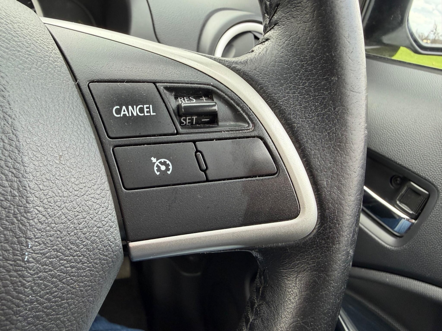 Used Mitsubishi Mirage 2015 for sale - 77909791: Photo 24