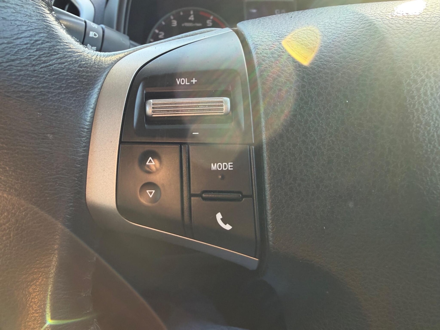 Used Isuzu D-Max 2013 for sale - 77802450: Photo 20