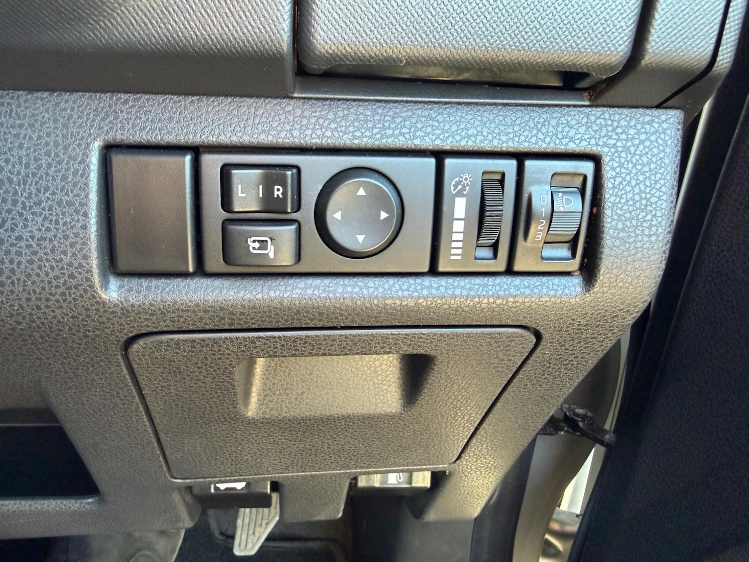 Used Isuzu D-Max 2013 for sale - 77802450: Photo 25