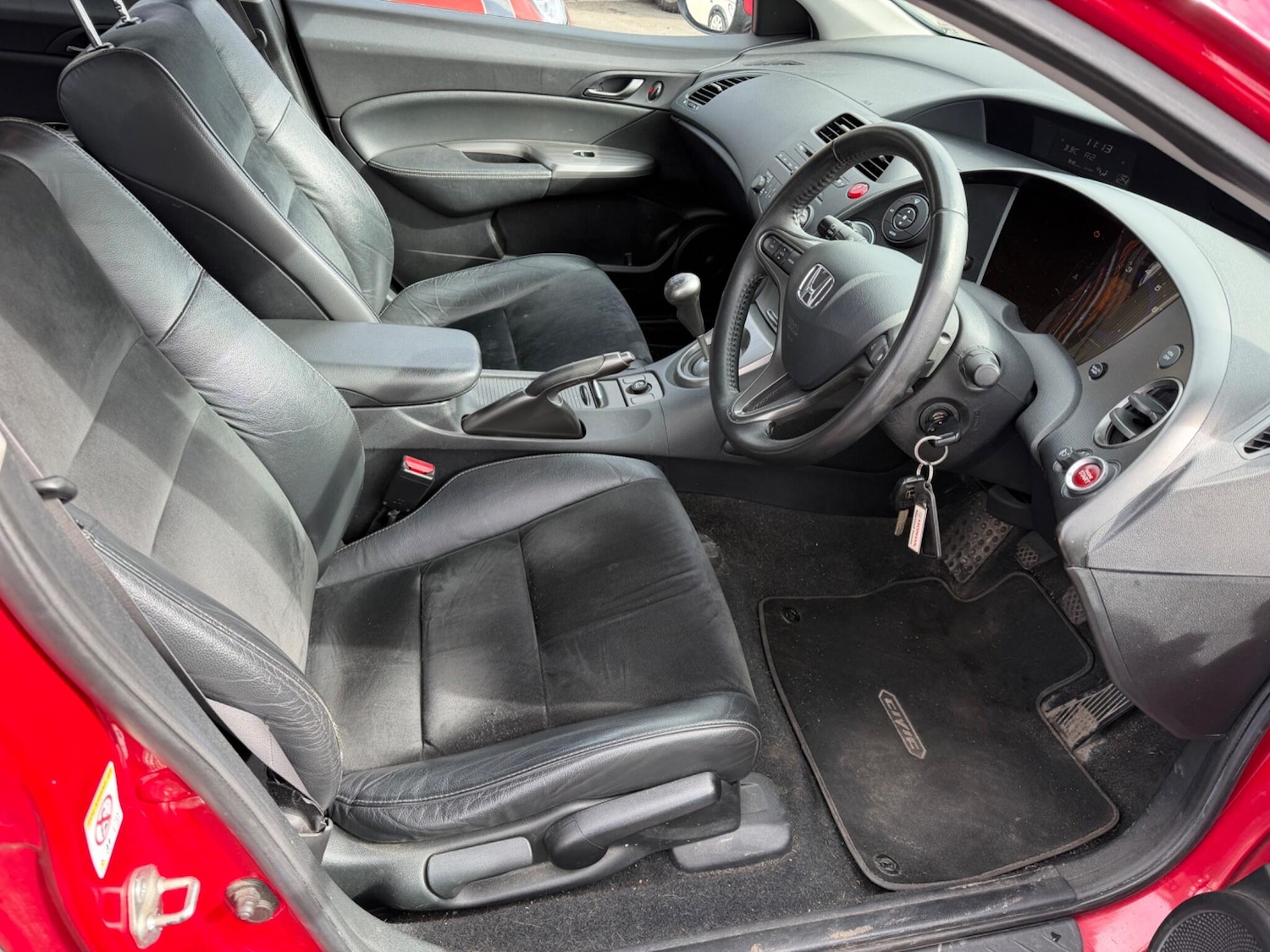 Used Honda Civic 2011 for sale - 77823904: Photo 12