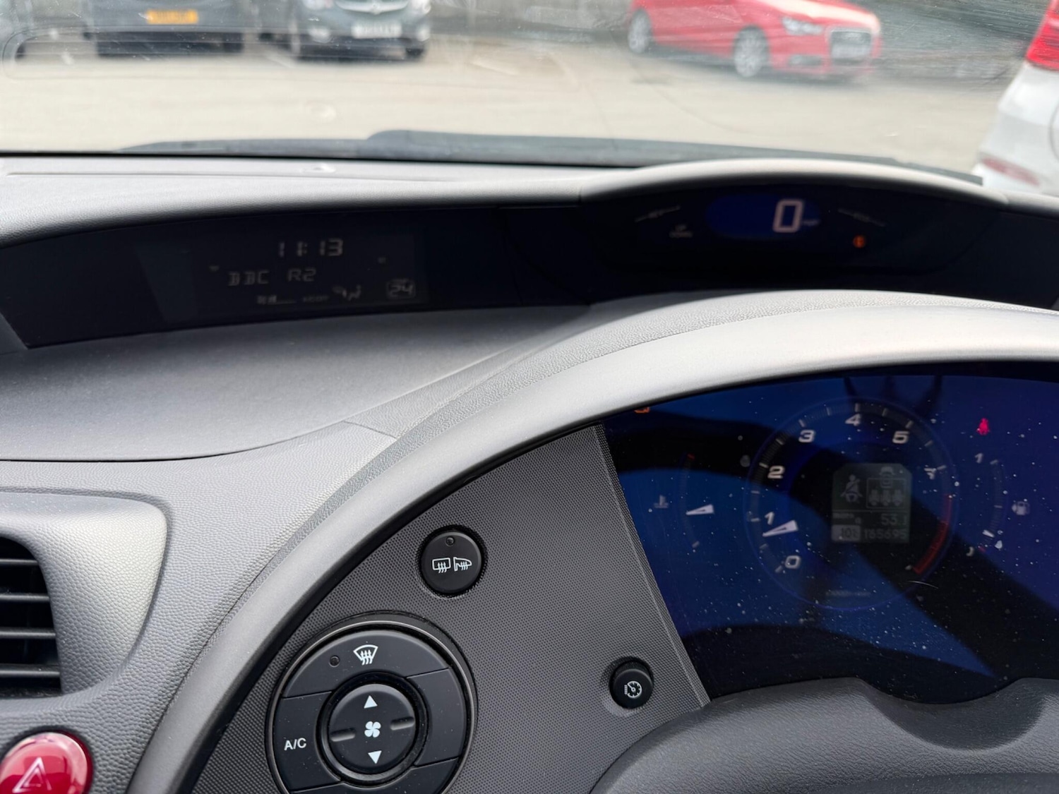 Used Honda Civic 2011 for sale - 77823904: Photo 20