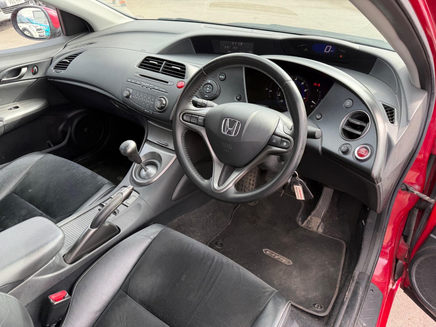 Used Honda Civic 2011 for sale - 77823904: Photo 9