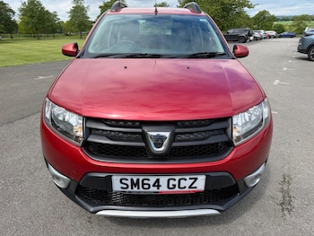 Used Dacia Sandero Stepway 2015 for sale - 78661243: Photo
