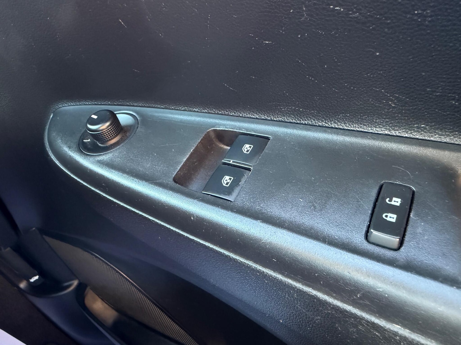 Used Vauxhall Viva 2017 for sale - 77802447: Photo 26