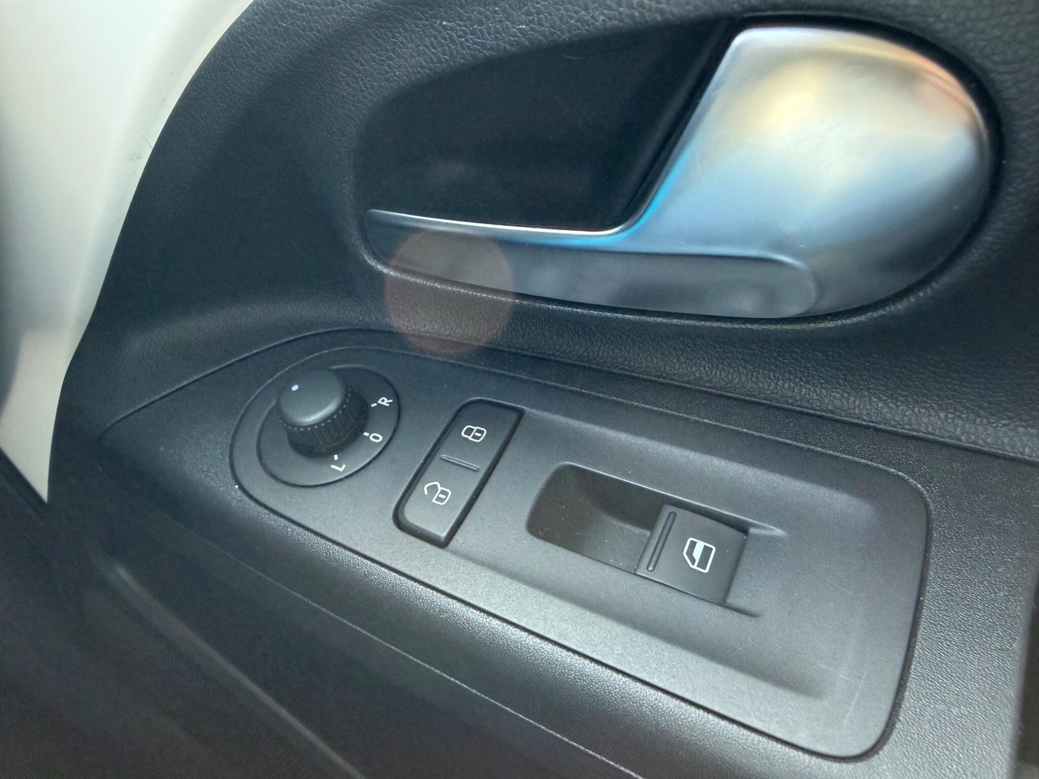 Used Volkswagen up! 2012 for sale - 77978353: Photo 22