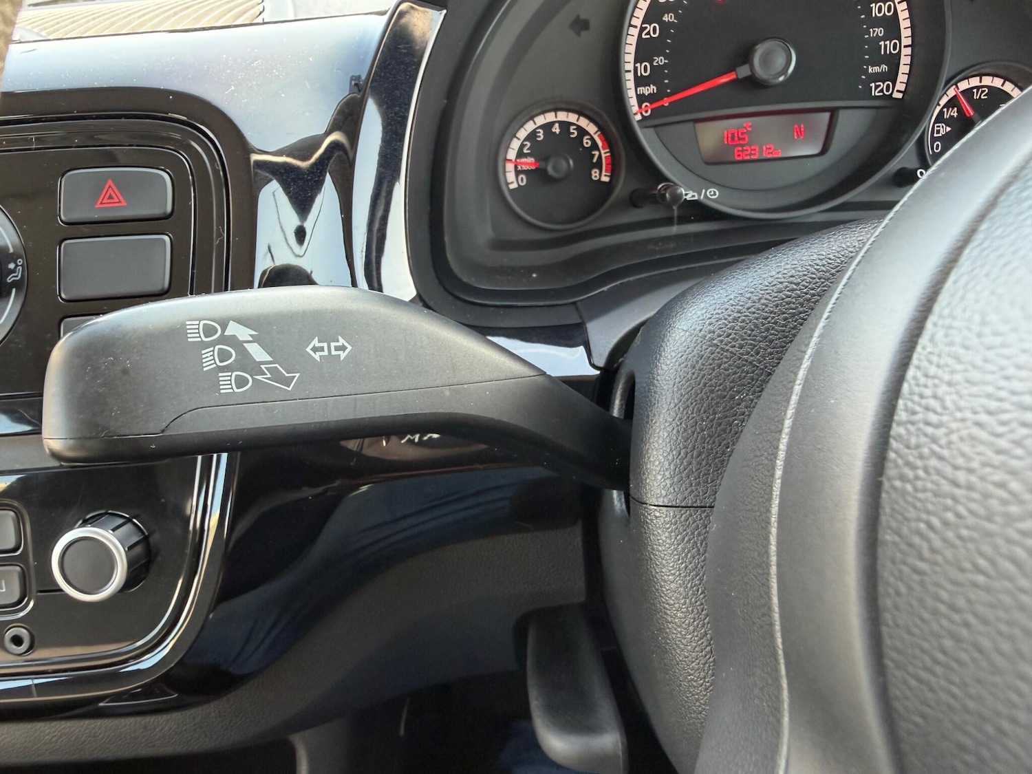 Used Volkswagen up! 2012 for sale - 77978353: Photo 24