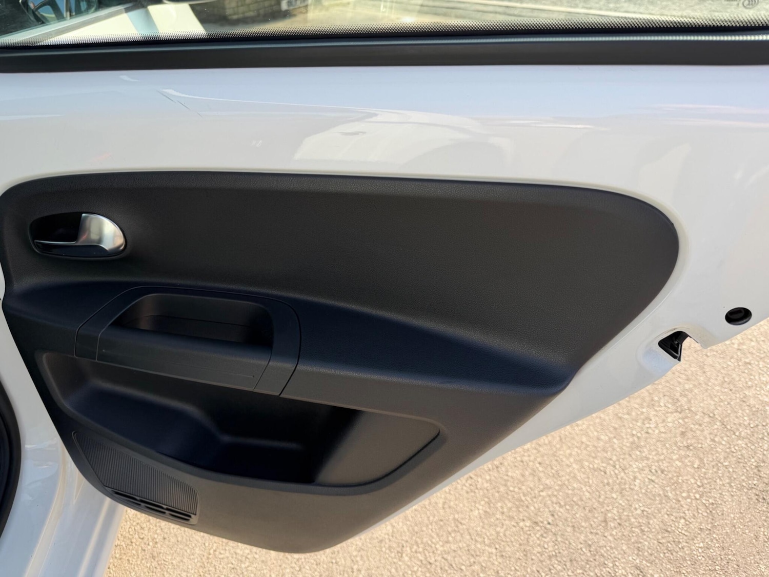 Used Volkswagen up! 2012 for sale - 77978353: Photo 26