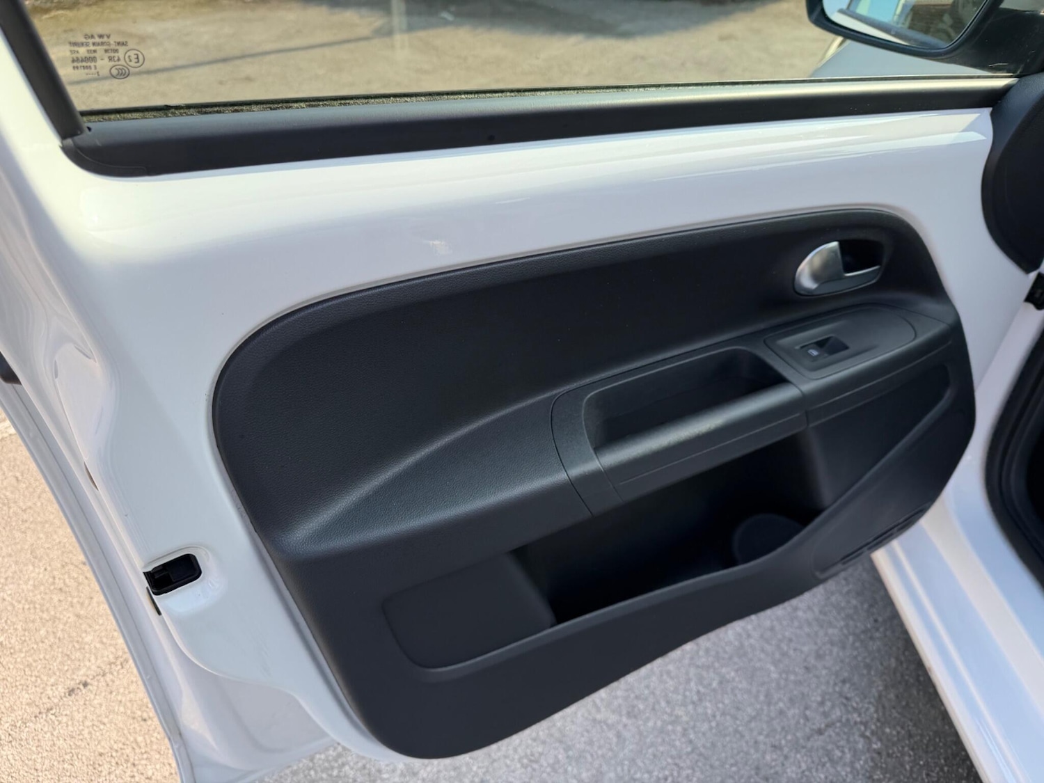 Used Volkswagen up! 2012 for sale - 77978353: Photo 27