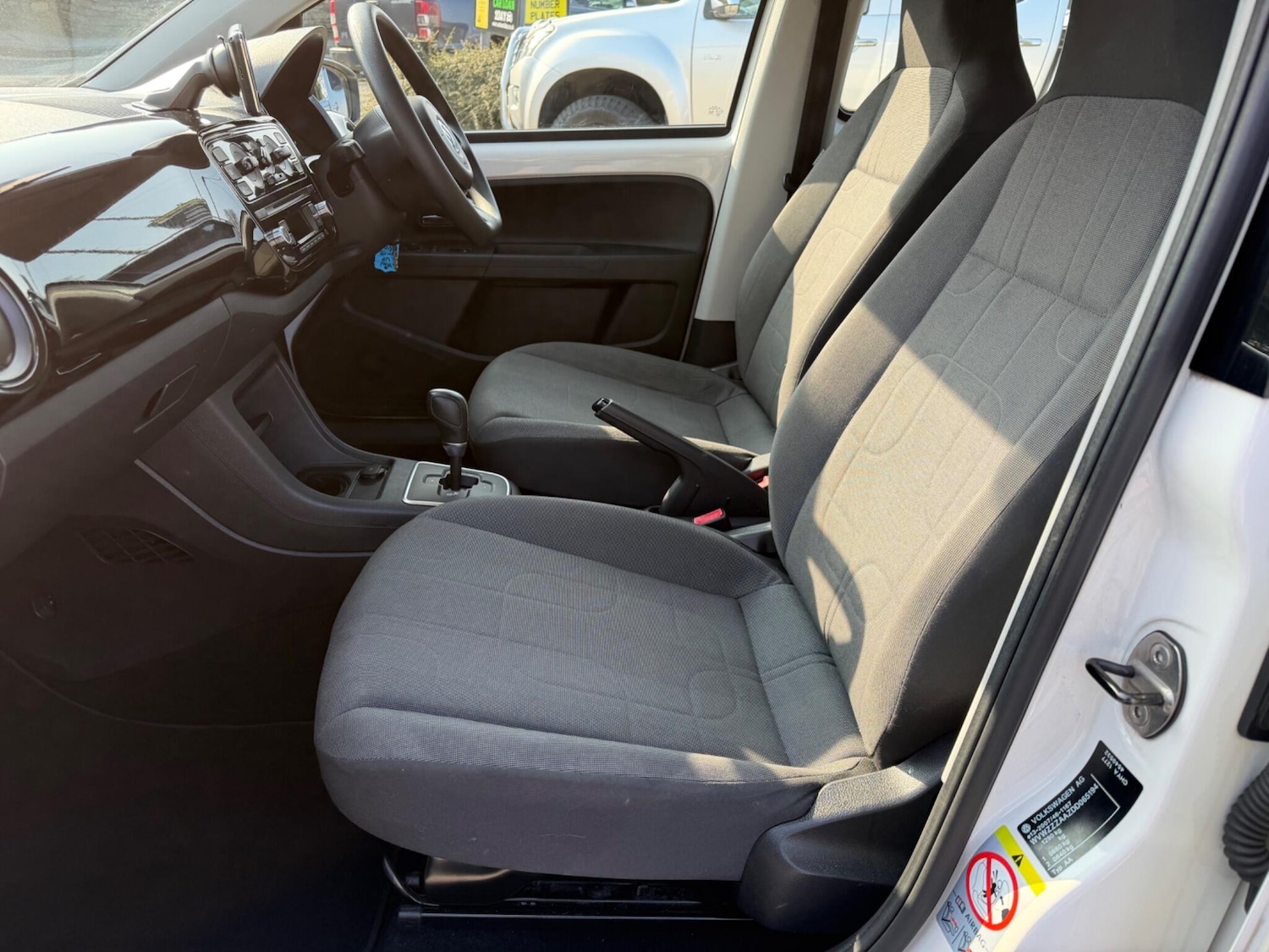 Used Volkswagen up! 2012 for sale - 77978353: Photo 32