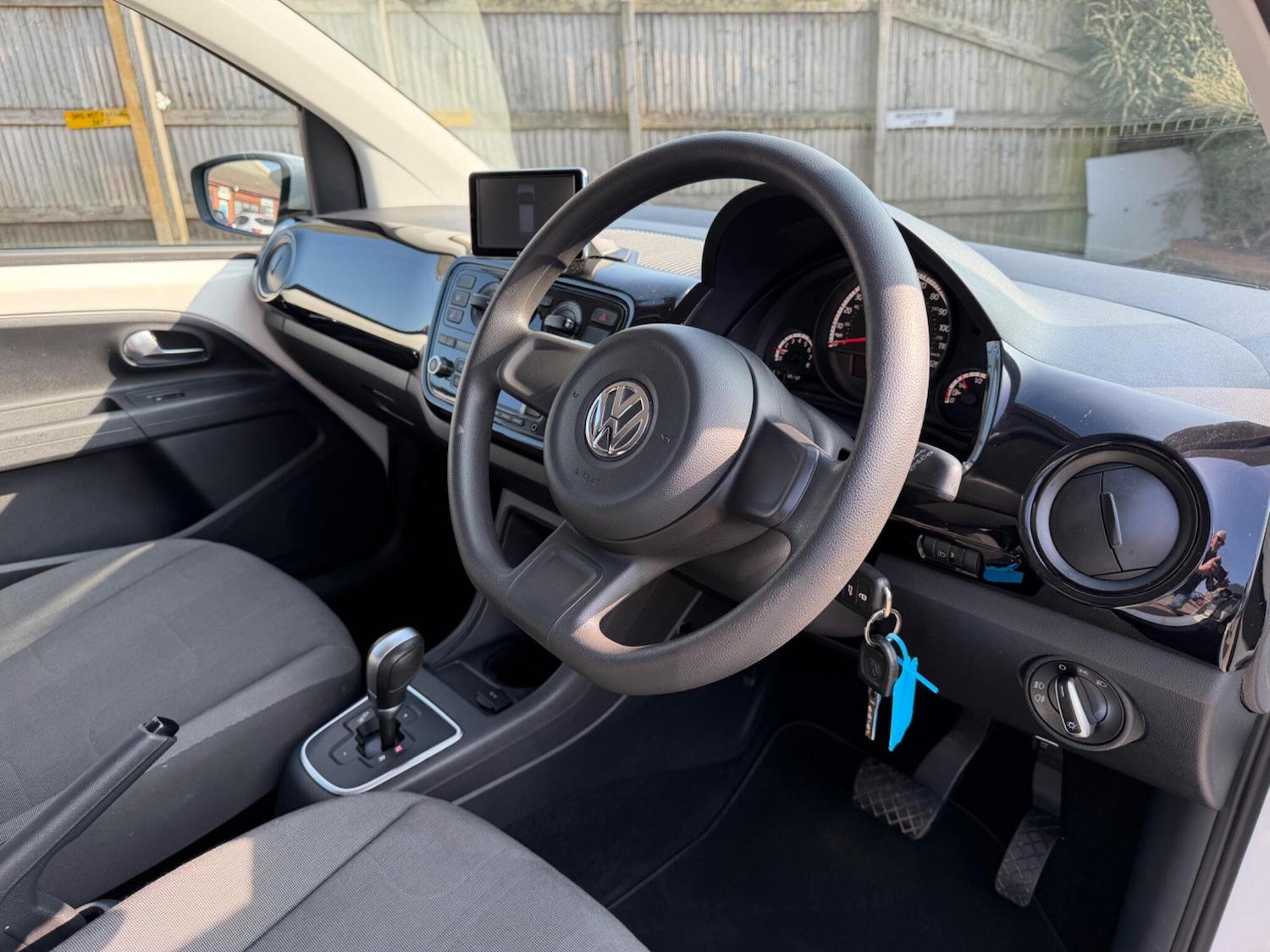 Used Volkswagen up! 2012 for sale - 77978353: Photo 33