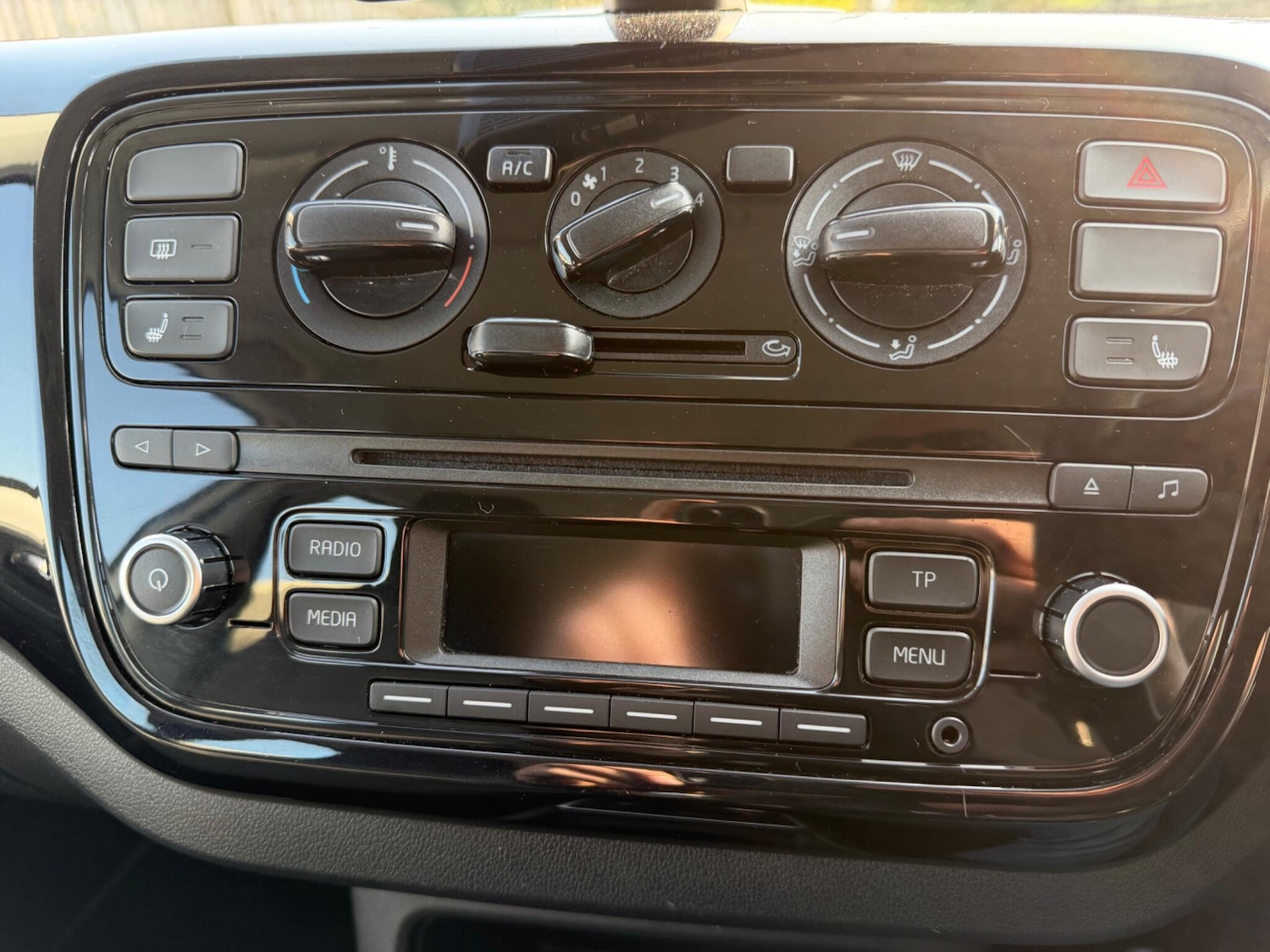 Used Volkswagen up! 2012 for sale - 77978353: Photo 34