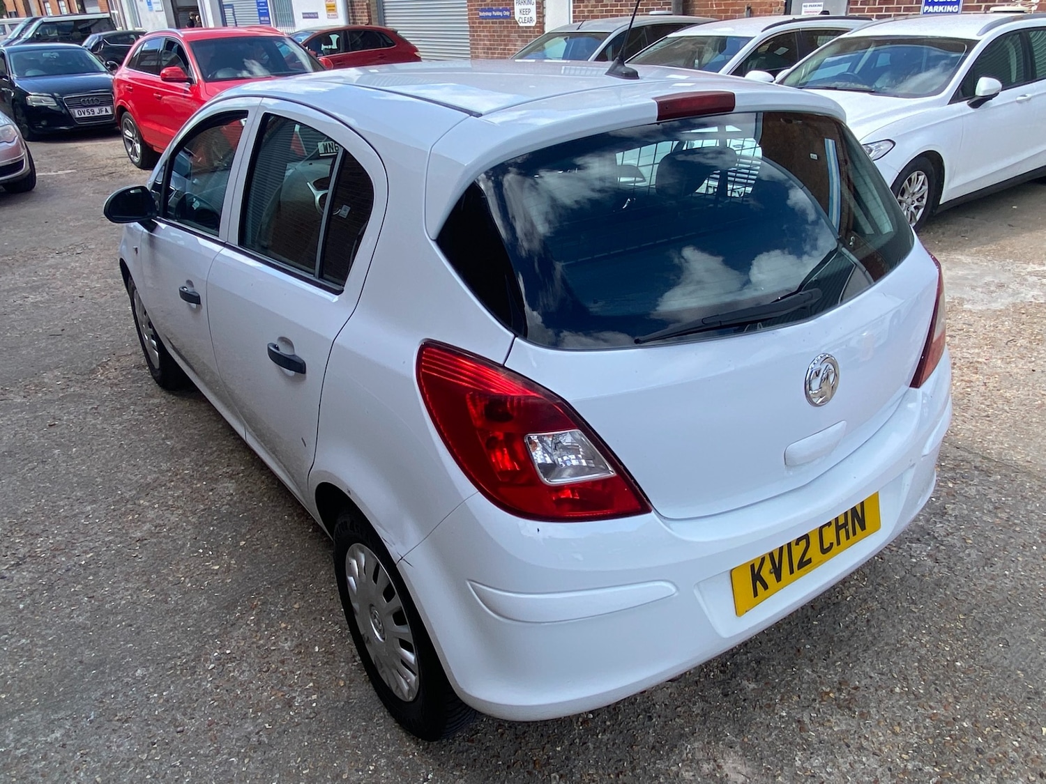 Used Vauxhall Corsa 2012 for sale - 78213773: Photo 3