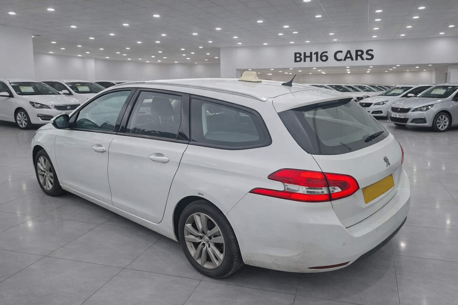 Used Peugeot 308 2021 for sale - 78180142: Photo 2