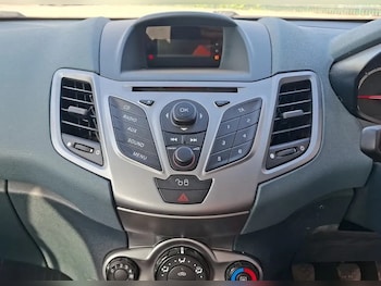 Used Ford Fiesta 2010 for sale - 78446058: Photo