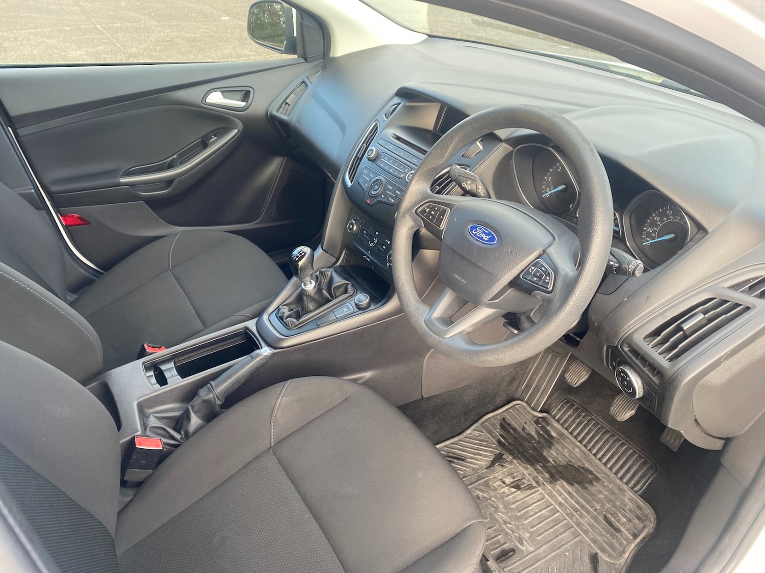 Used Ford Focus 2015 for sale - 77610131: Photo 10