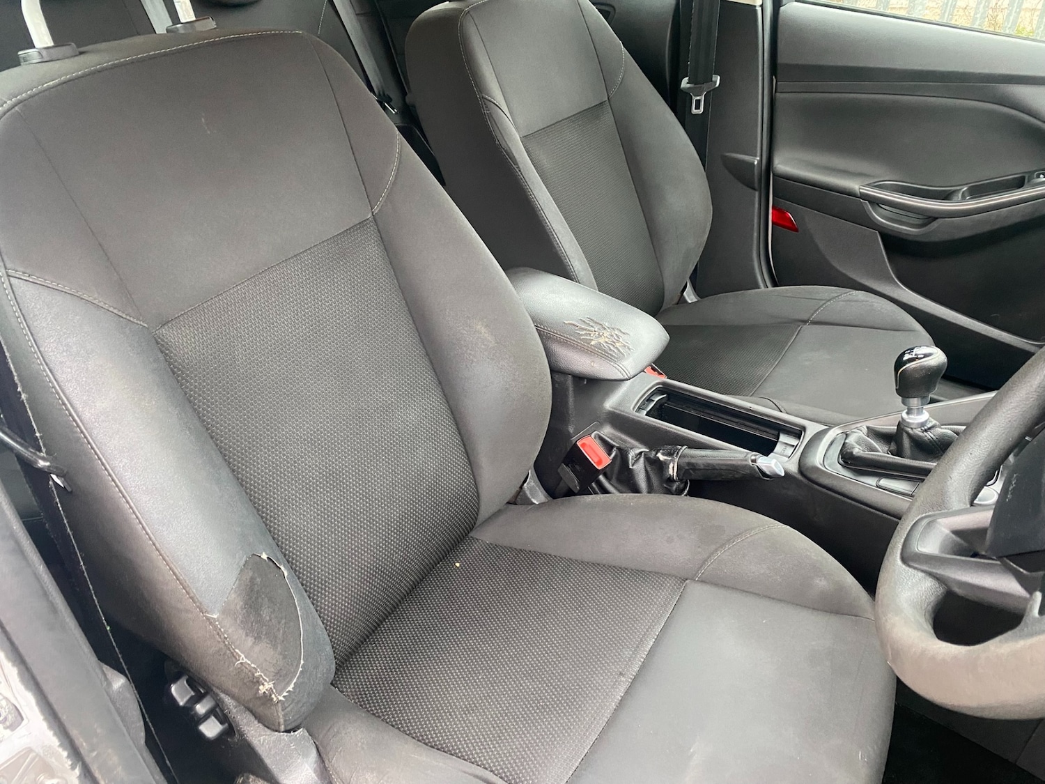 Used Ford Focus 2016 for sale - 76875878: Photo 11