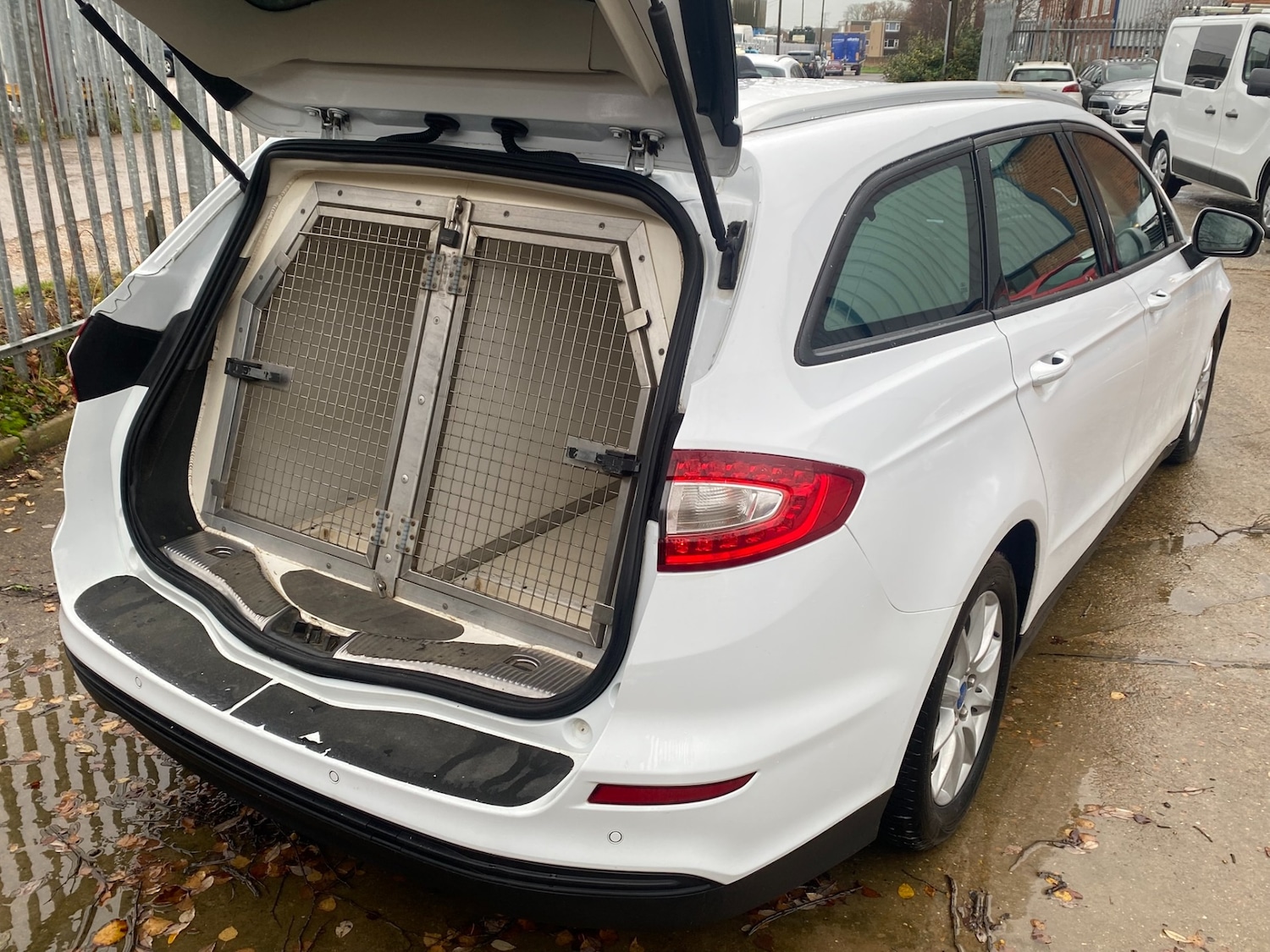 Used Ford Mondeo 2016 for sale - 76875908: Photo 5