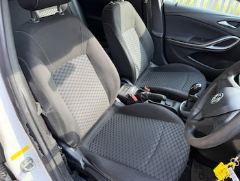 Used Vauxhall Astra 2018 for sale - 79350812: Photo