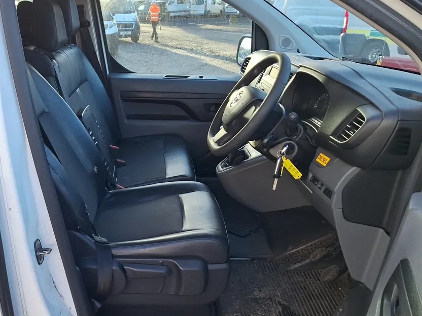 Used Vauxhall Vivaro 2020 for sale - 77367206: Photo 7