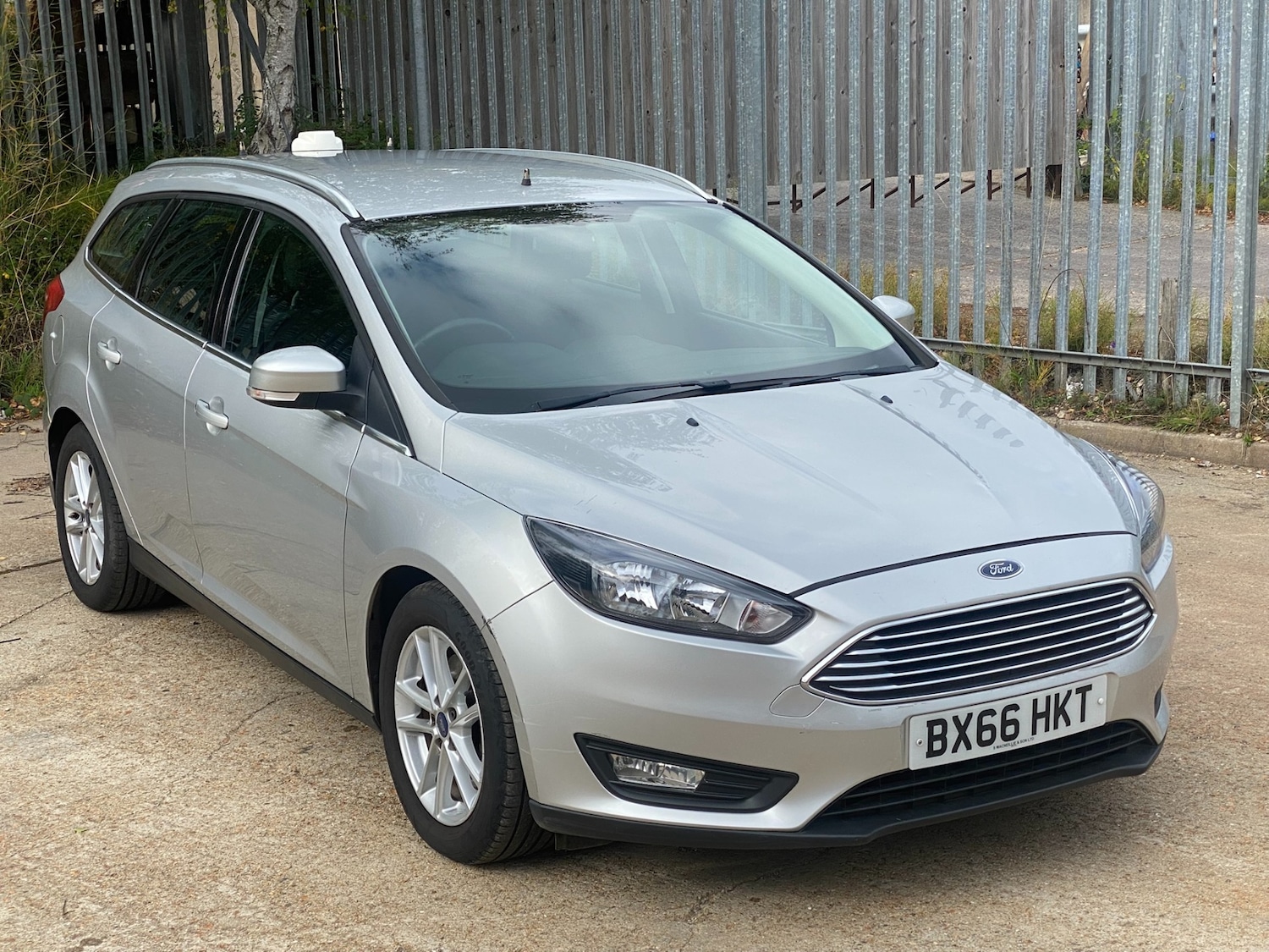 Used Ford Focus 2017 for sale - 76211959: Photo 1