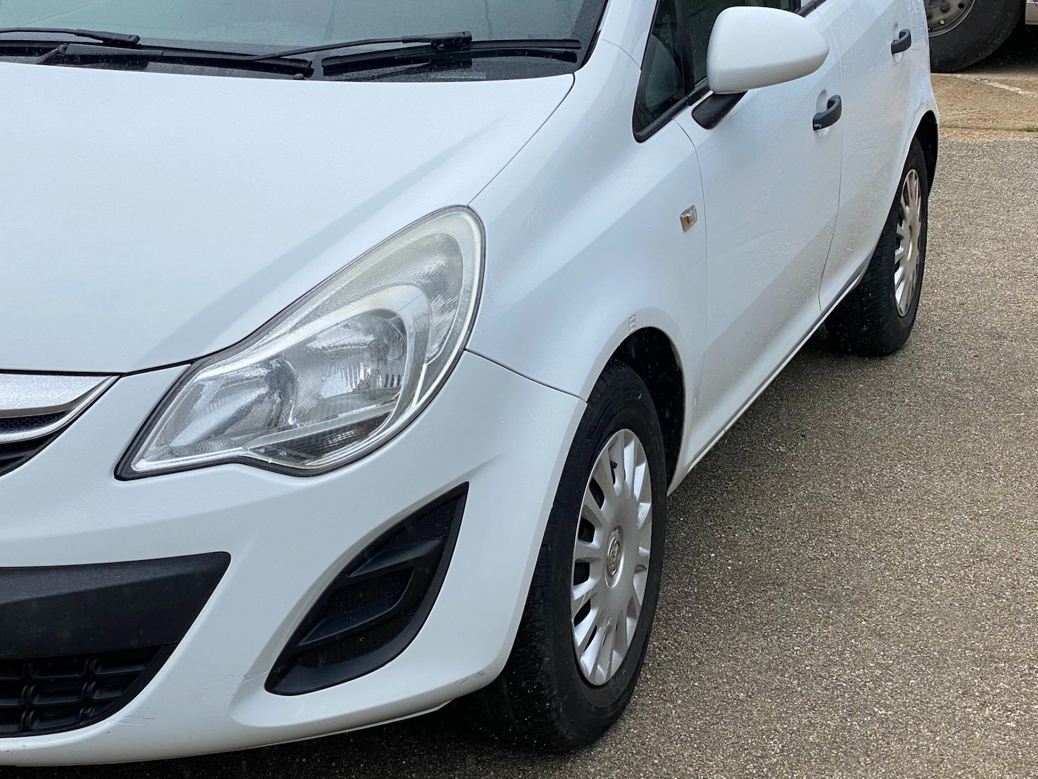 Used Vauxhall Corsa 2013 for sale - 76212123: Photo 15