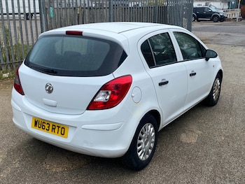 Used Vauxhall Corsa 2013 for sale - 76212123: Photo 4