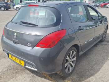 2013 (13) - 1.6 e-HDi 115 Active 5dr