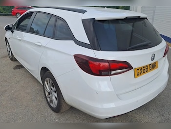 Used Vauxhall Astra 2018 for sale - 75517893: Photo