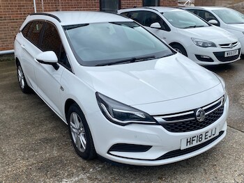 Used Vauxhall Astra 2018 for sale - 78228937: Photo