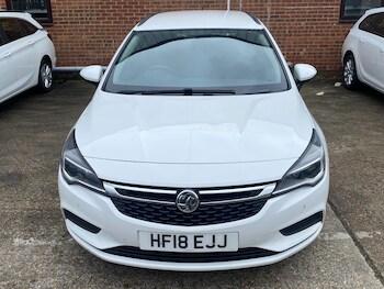 Used Vauxhall Astra 2018 for sale - 78228937: Photo