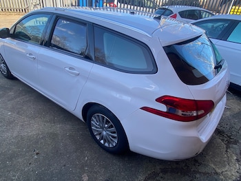 Used Peugeot 308 SW 2018 for sale - 75399713: Photo