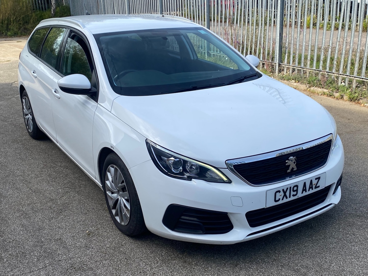 Used Peugeot 308 2019 for sale - 76197243: Photo 1