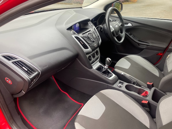 Used Ford Focus 2012 for sale - 73786056: Photo 26