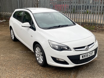 Used Vauxhall Astra 2015 for sale - 78243181: Photo