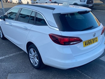 Used Vauxhall Astra 2016 for sale - 77968130: Photo