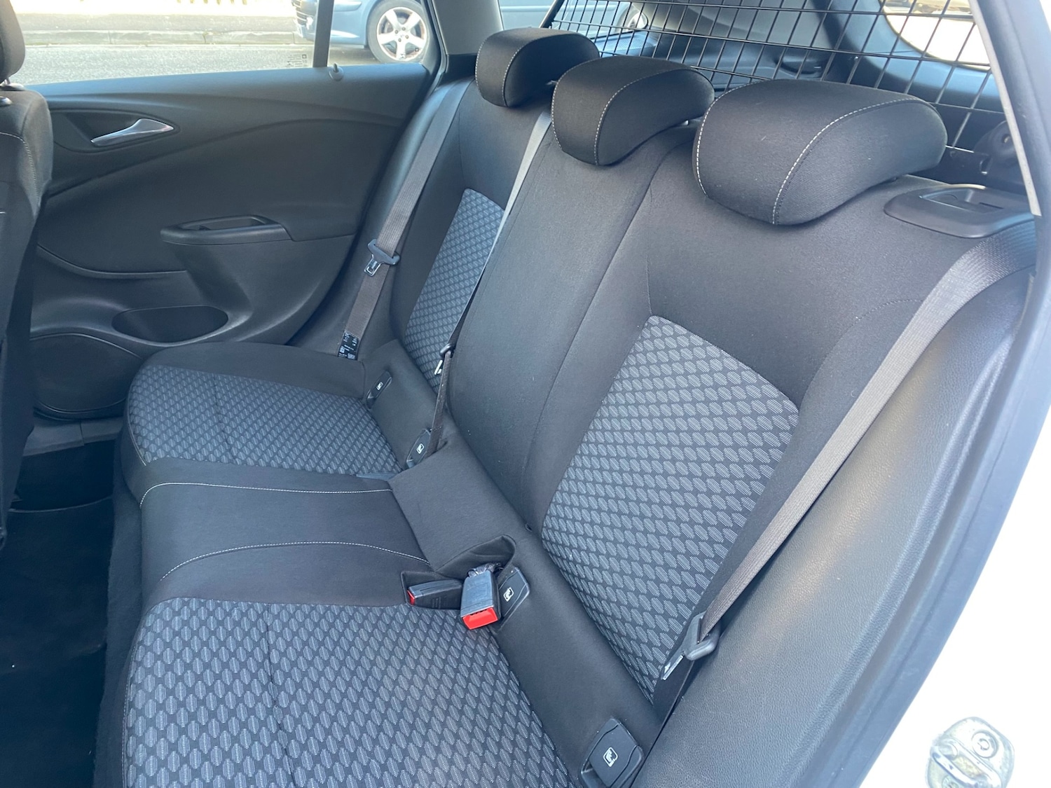 Used Vauxhall Astra 2016 for sale - 77968130: Photo 6