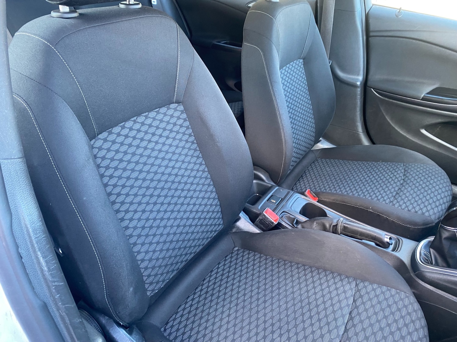 Used Vauxhall Astra 2017 for sale - 77568734: Photo 6