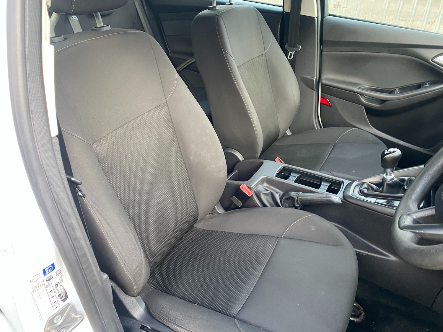 Used Ford Focus 2015 for sale - 76875549: Photo 8