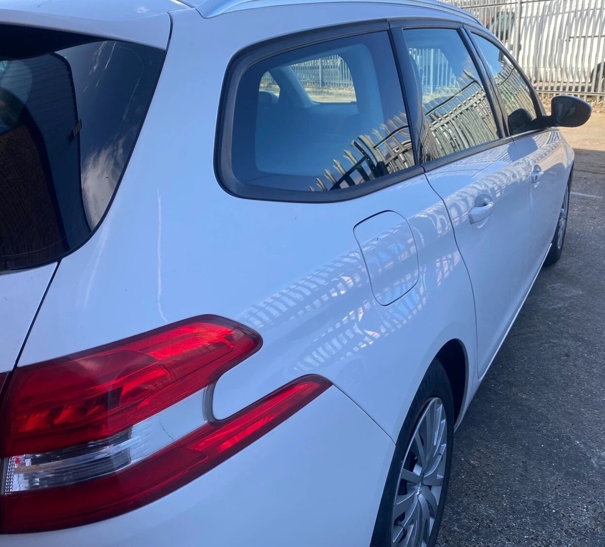 Used Peugeot 308 SW 2018 for sale - 76197430: Photo 4