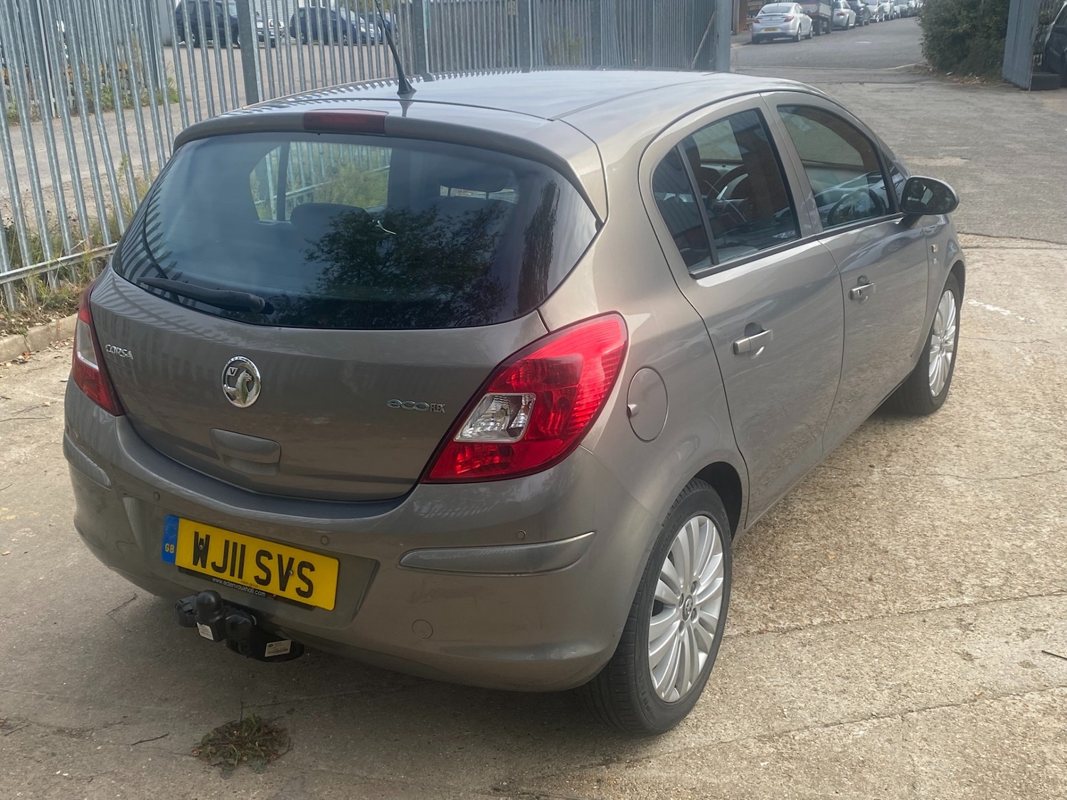 Used Vauxhall Corsa 2011 for sale - 76281785: Photo 6