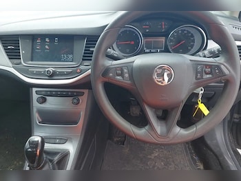 Used Vauxhall Astra 2017 for sale - 75517685: Photo