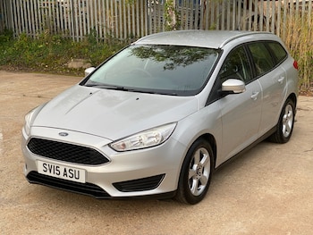 Used Ford Focus 2015 for sale - 76211953: Photo 2