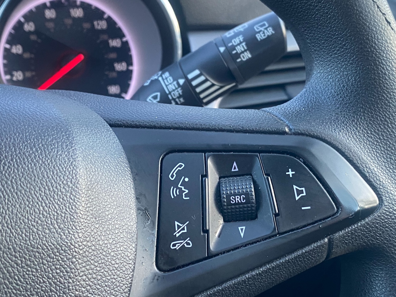 Used Vauxhall Astra 2018 for sale - 76819893: Photo 17