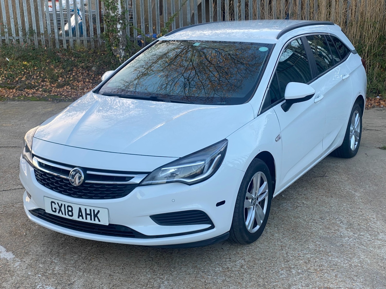 Used Vauxhall Astra 2018 for sale - 76819893: Photo 3