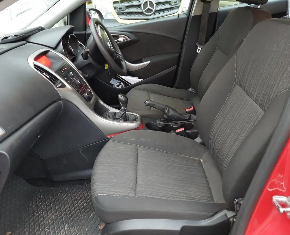 Used Vauxhall Astra 2012 for sale - 76821225: Photo 4